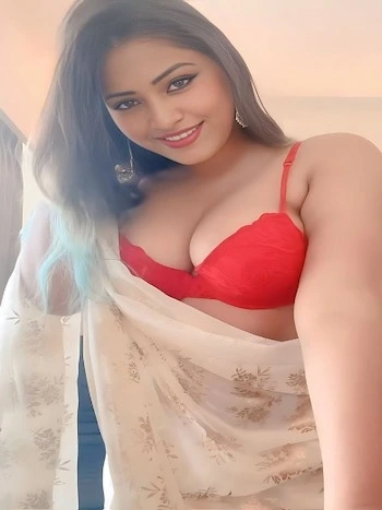 Mature call girls in Dehradun